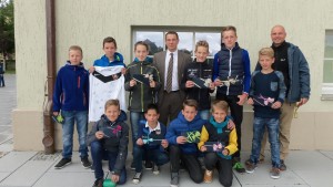 Preisübergabe - Teamgewinn - Hans-Erlwein-Gymnasium
